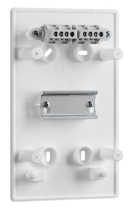 Dulap distrib. apl, 1 rând. 4UH, uşă din plastic alb mat