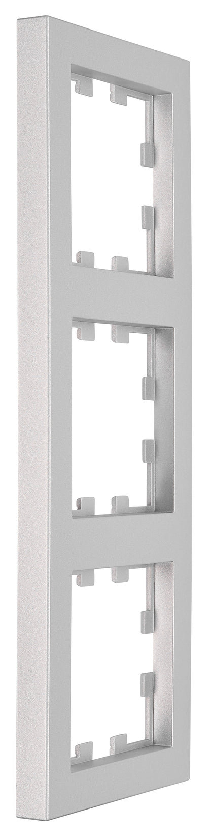 Ramă 3 aparate, Design CUBIC, argintie