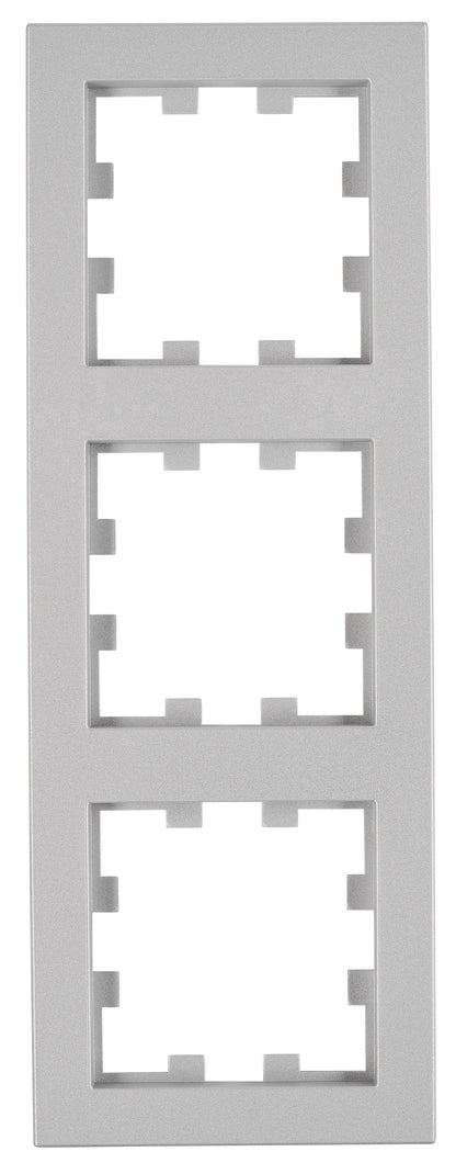 Ramă 3 aparate, Design CUBIC, argintie