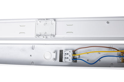 SOLO ECO 19W/38W 2800lm/5600lm 830/840 230V L-1134mm alb